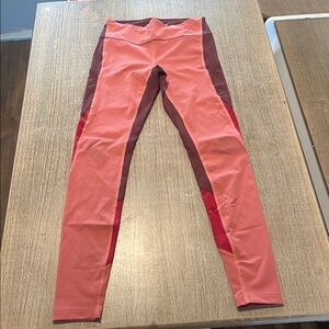 Outdoor Voices Desert Rose Zoom 7/8‎ Length leggings Small Compression Pockets